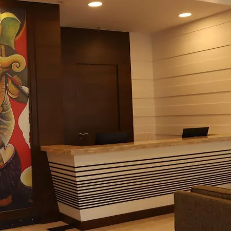 Guest house Gobinddhham 3*