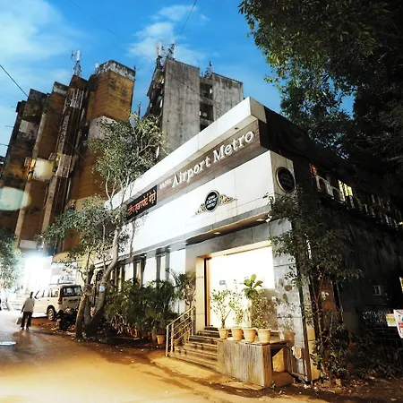 Hotel Collection O Airport Metro Andheri East