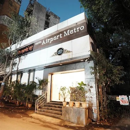 Collection O Airport Metro Andheri East 3*