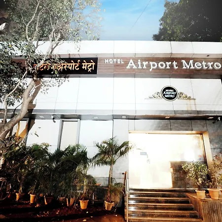 Hotel Collection O Airport Metro Andheri East