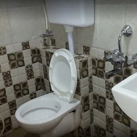 Royal Residency Hotel 3*