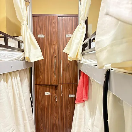 Hostel Welcome & Pg Male And Female