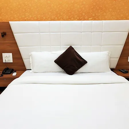 Hotel Hexa Royal Elite