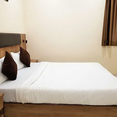 Hexa Royal Elite Hotel 3*