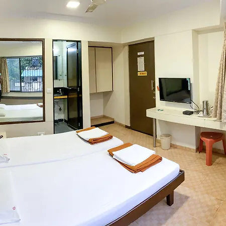 Shanti Palace 3*