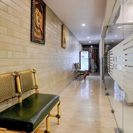 Hotel Fabhotel Veera Residency - Nr Airport Mumbai