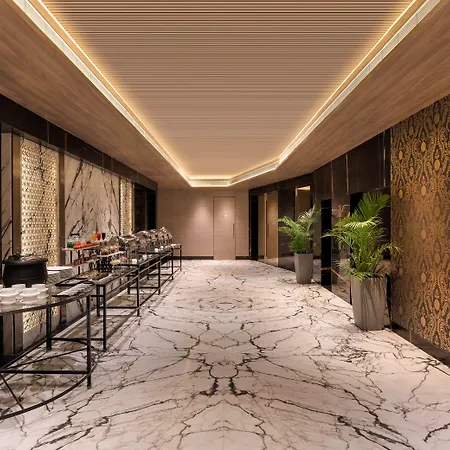 Hotel Lemon Tree Premier, Malad,