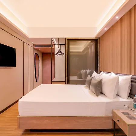 Lemon Tree Premier, Malad, Mumbai