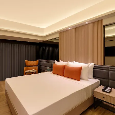 Lemon Tree Premier, Malad,