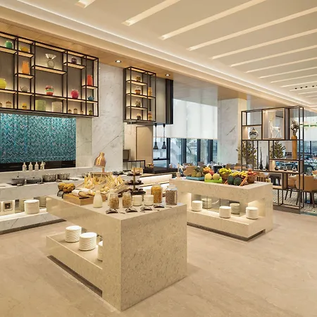 Fairfield By Marriott International Airport Hotel