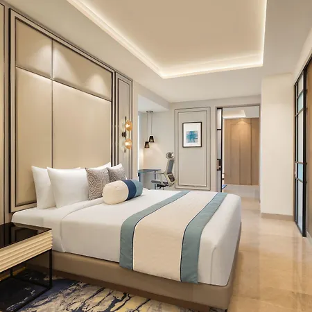 Fairfield By Marriott International Airport Hotel Mumbai