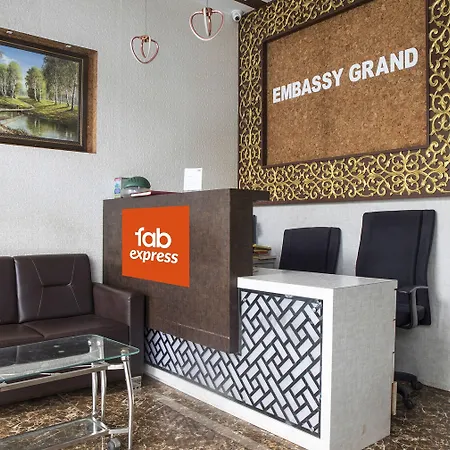Hotel Fabhotel Embassy Grand