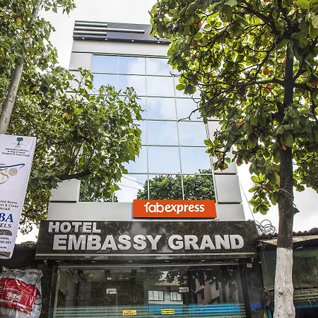 Fabhotel Embassy Grand 3*