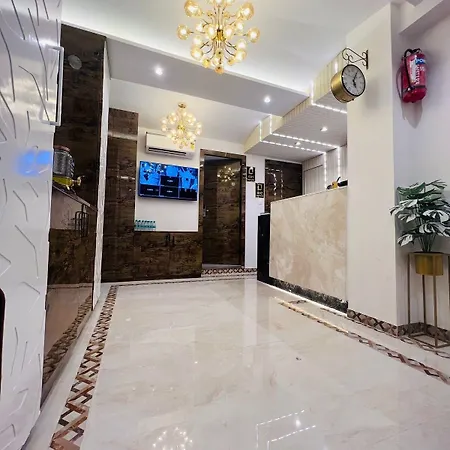Hotel Larmont Luxury Mumbai
