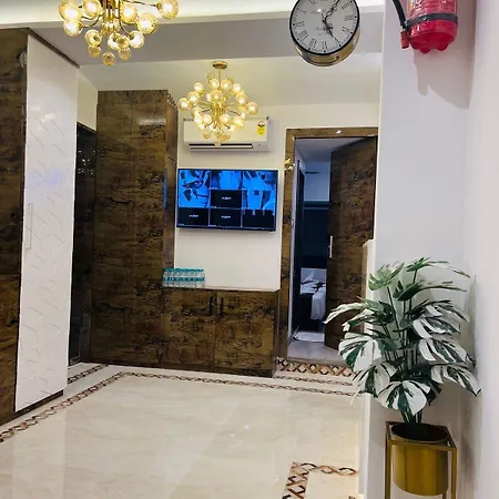 Larmont Luxury 3*