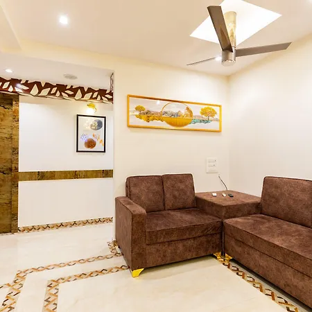 Larmont Luxury Hotel Mumbai