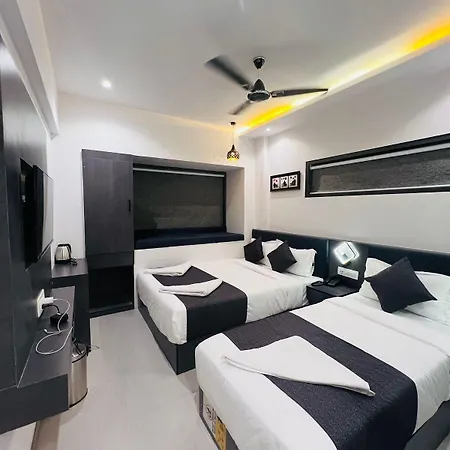 Hotel Larmont Luxury