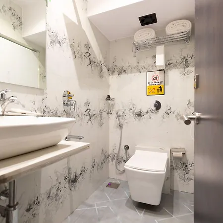 Larmont Luxury 3*