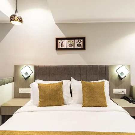 Larmont Luxury