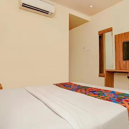 Fabexpress Emerald Hotel Mumbai