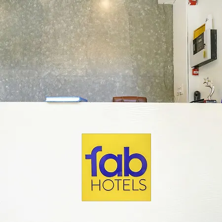 Fabhotel Cozy - Nr International Airport Mumbai