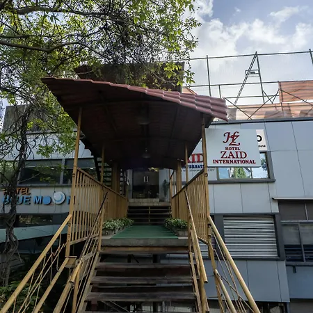 Hotel Treebo Zaid International Powai 3*