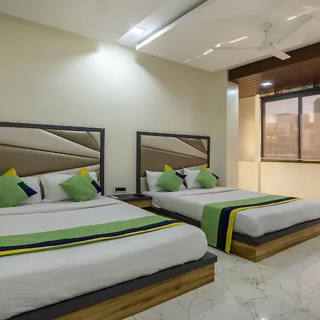 Hotel Treebo Zaid International Powai 3*