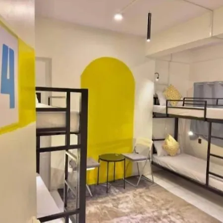 Hostel Locomo Hostel Express - Stay Work Eat *