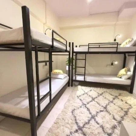 Hostel Locomo Hostel Express - Stay Work Eat *