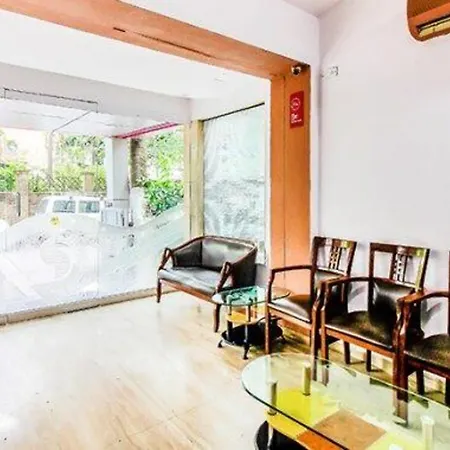 Hotel Satellite 3*
