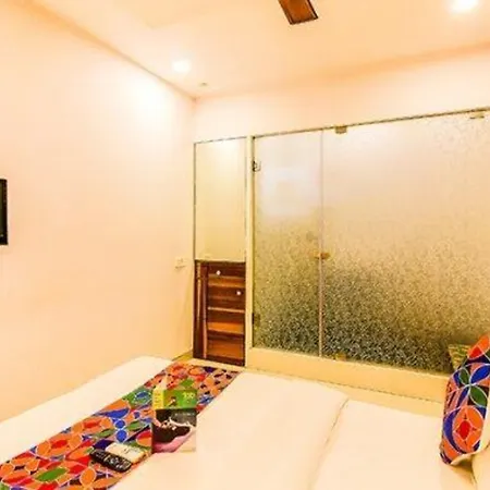 Satellite Hotel Mumbai