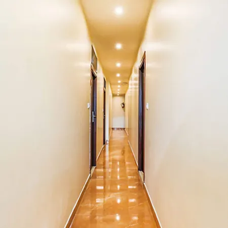 Fabhotel Liwa International - Nr International Airport 3* Mumbai
