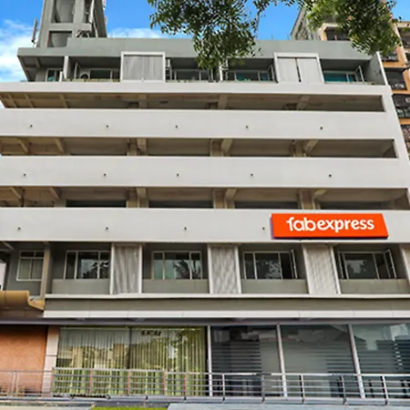 Fabhotel Liwa International - Nr International Airport Hotel Mumbai