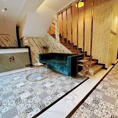 Hotel Rich