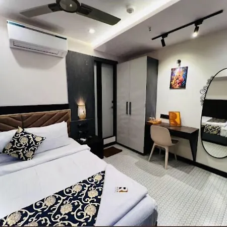 Rich Hotel 3*