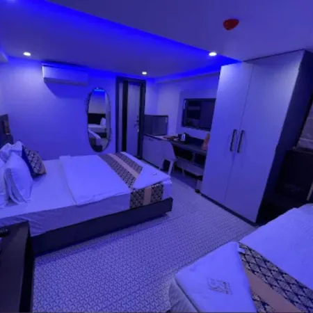 Hotel Rich 3*