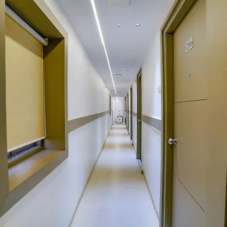 Fabexpress New Deepak - Nr & Csmt Station Hotel
