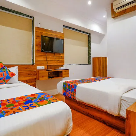 Hotel Fabexpress New Deepak - Nr & Csmt Station