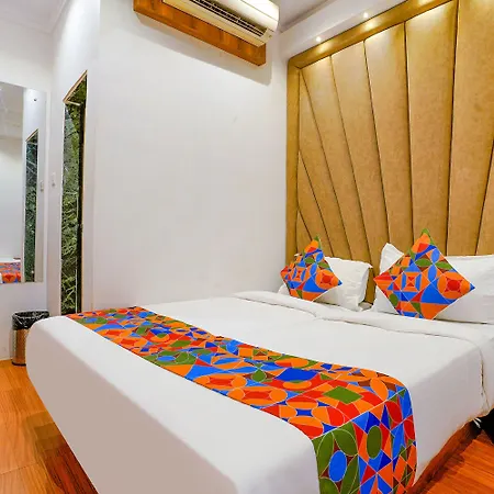 Hotel Fabexpress New Deepak - Nr & Csmt Station 2*