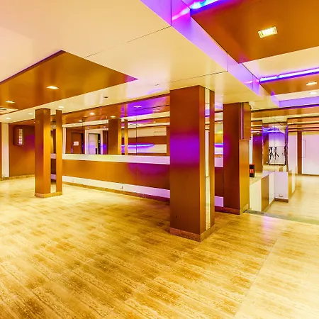 Hotel Fabhotel Sahar Garden - Nr International Airport 3*