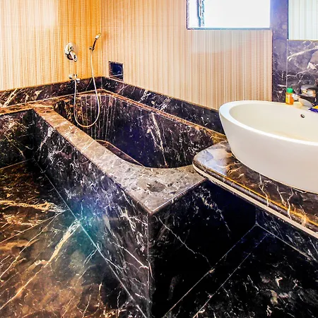 Hotel Fabhotel Sahar Garden - Nr International Airport 3*