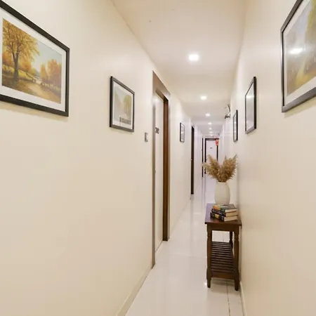 Fabhotel Golden Star Mumbai