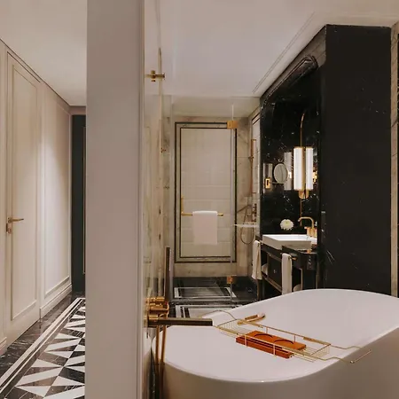 Fairmont Hotel 5*