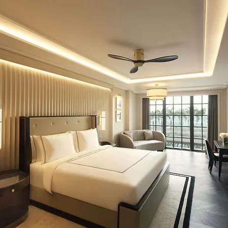 Fairmont Hotel 5*