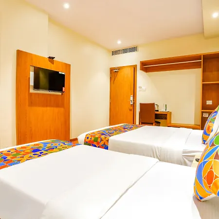Fabhotel Azure - Nr. International Airport