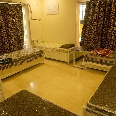 Apartment Ansh Pg & *
