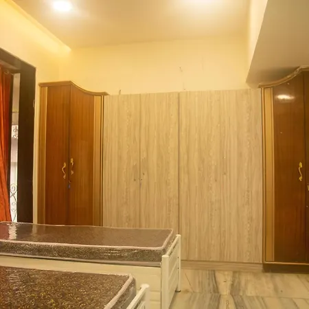 Apartment Ansh Pg & *