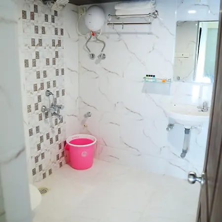 Country By Turtle & - Airport 3* Mumbai