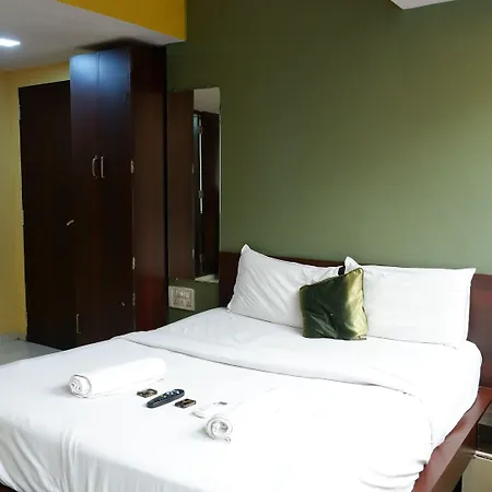 New Artus Hotel
