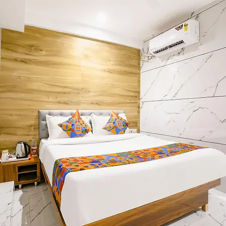 Hotel Fabhotel Shubham